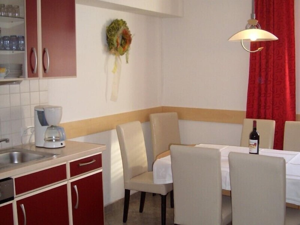 Economy Room, Mountain View (Top 2) photo 3