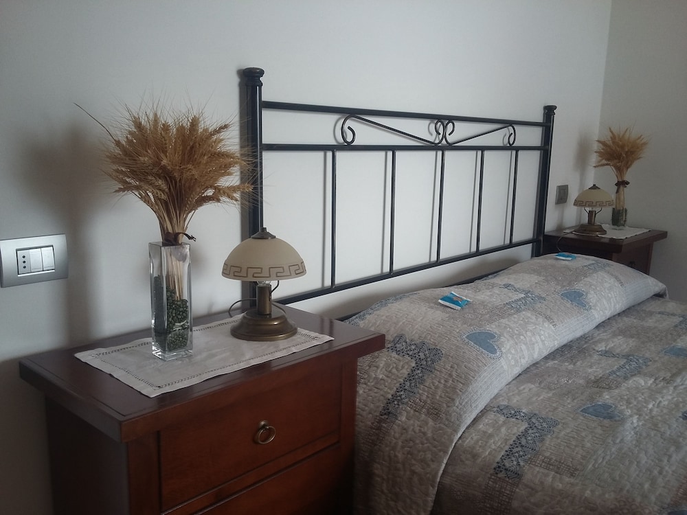 Deluxe Double or Twin Room, Garden View photo 1