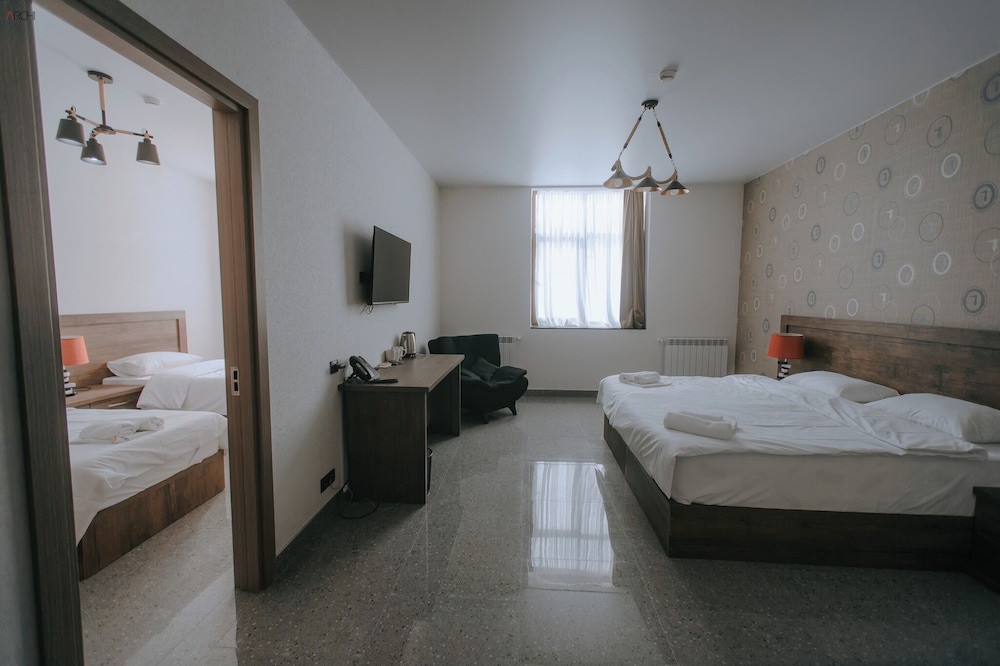 Family Quadruple Room, Balcony, Mountain View