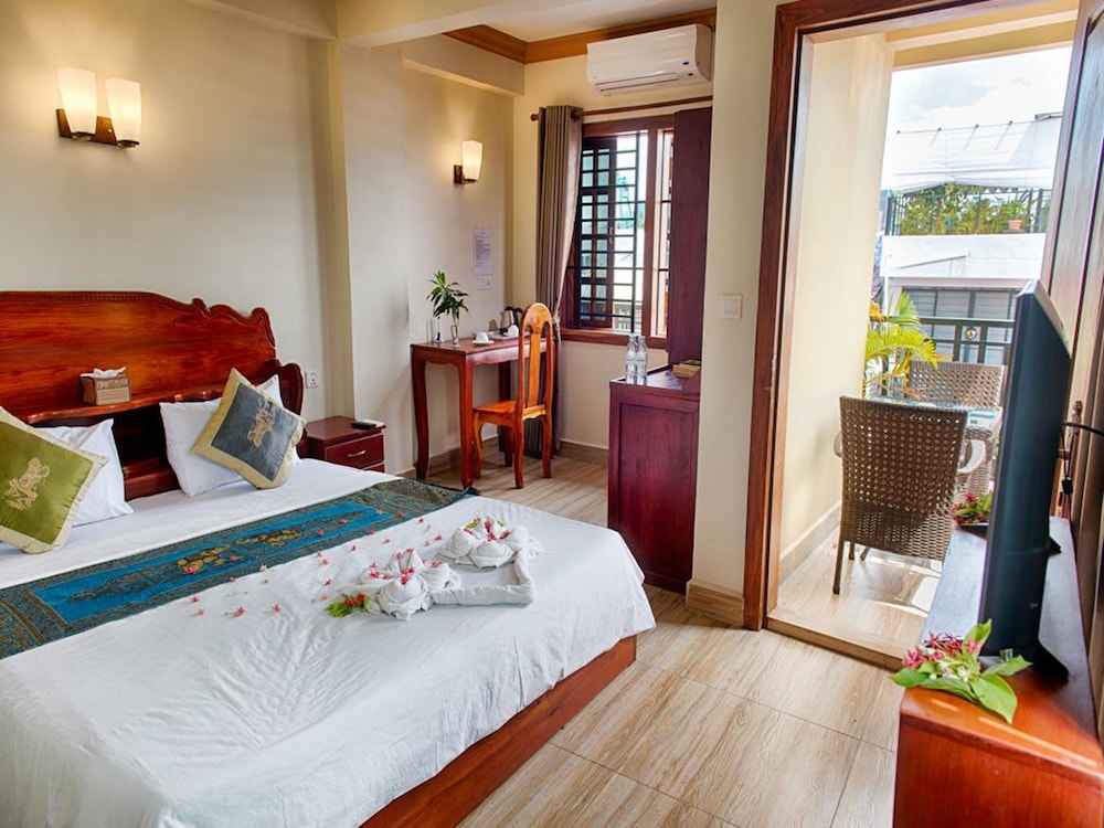 Luxury Double Room, 1 Bedroom, Balcony, City View photo 1