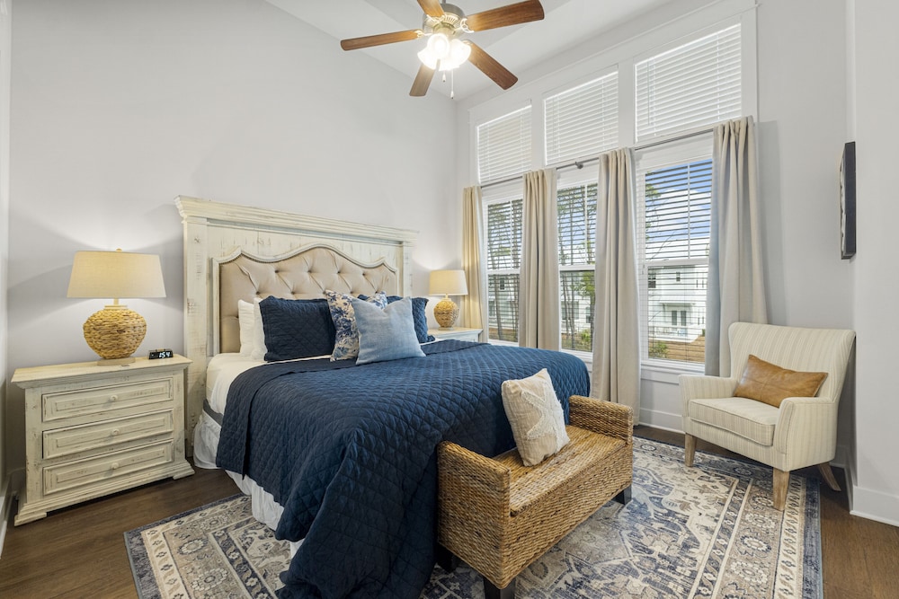 Townhome, 3 Bedrooms (Coastal Hip-Nautic)