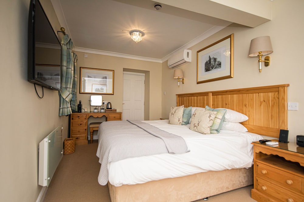 Deluxe Double Or Twin Room, Ensuite, Courtyard View photo 3