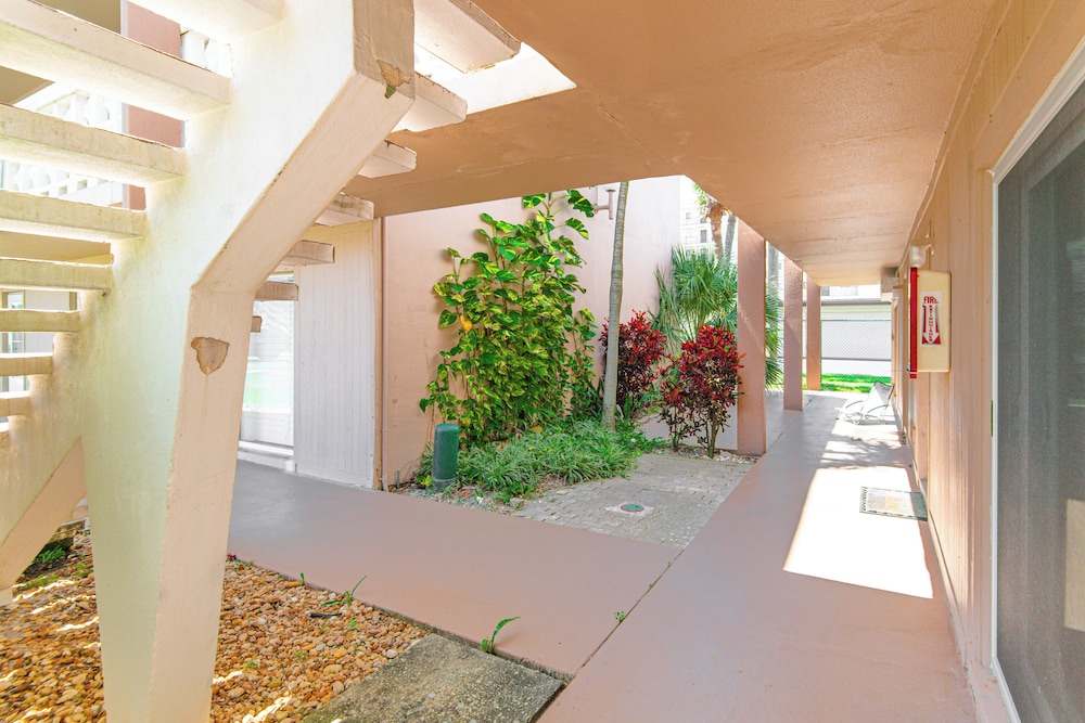 Apartment (2 Bedrooms) photo 2