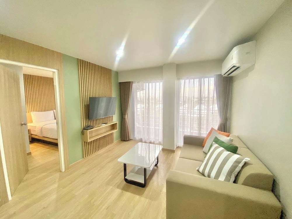 VIP Room - Photo 1