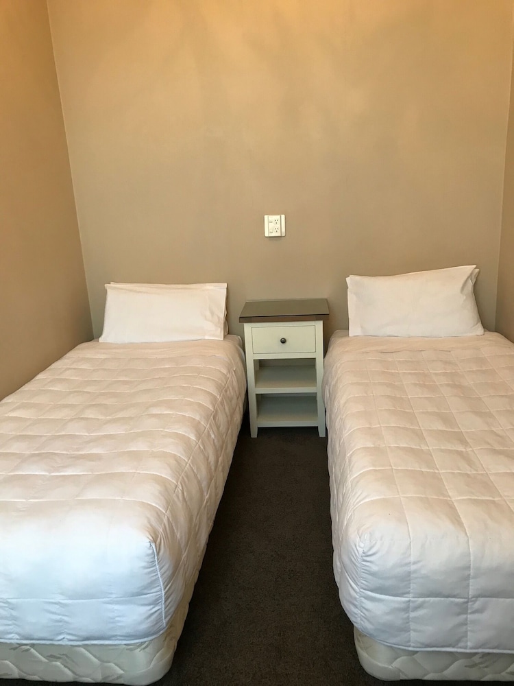 Valmai Villa Room 4