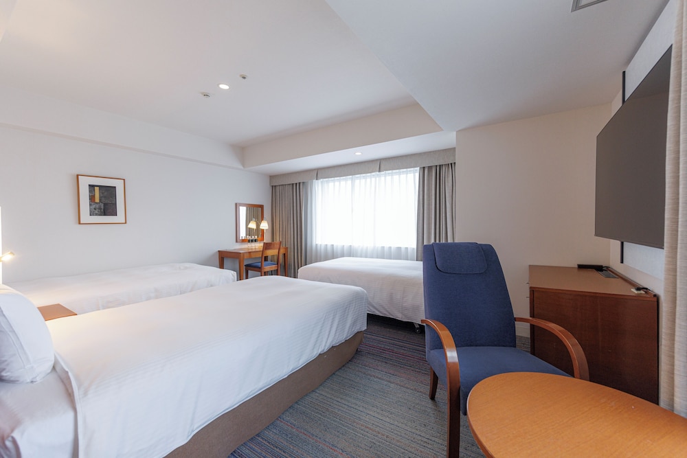 Moderate Triple Room, Non Smoking photo 1