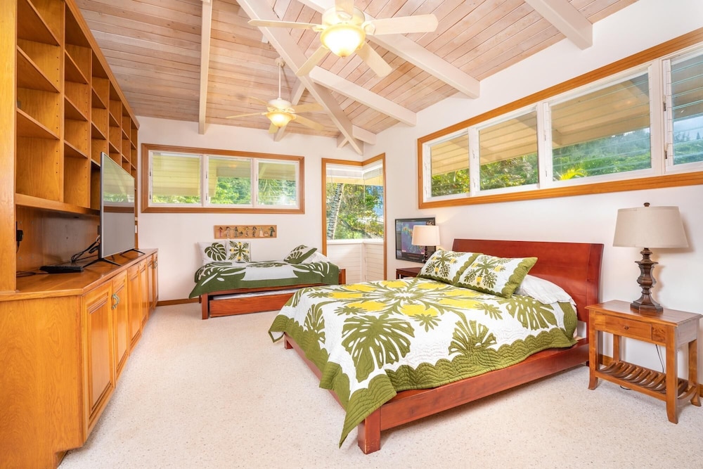 House, Multiple Beds (Moloa'a Bay Villa) photo 2