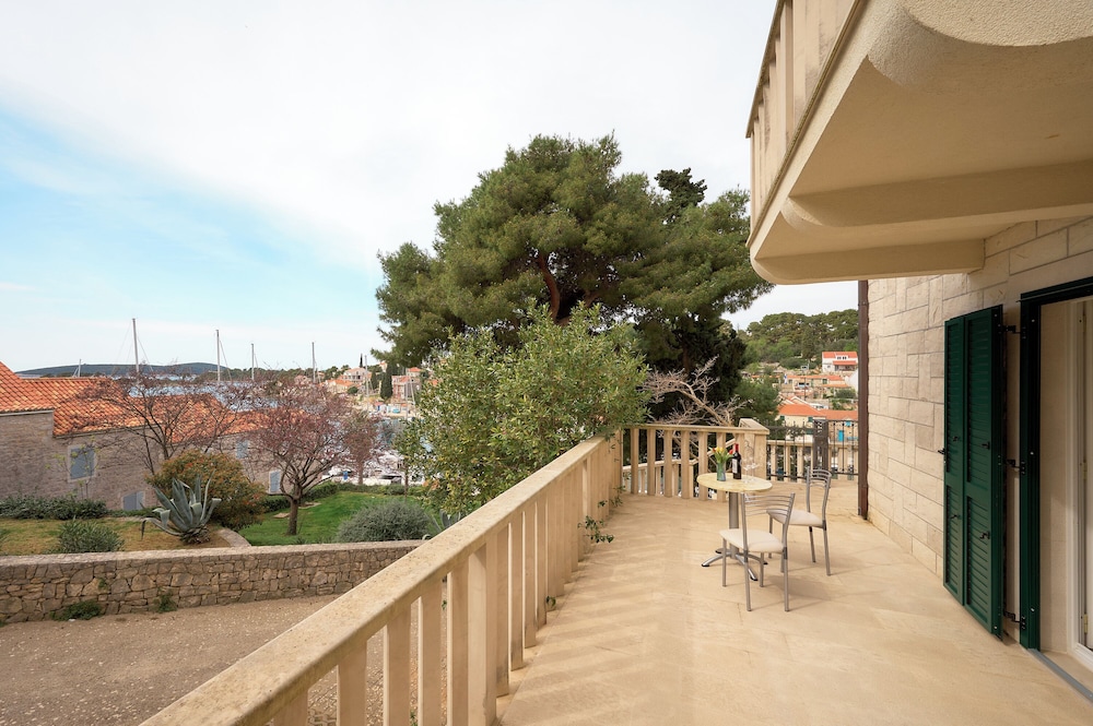 Apartment, Sea View