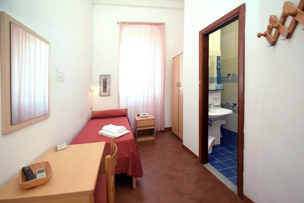 Economy Single Room, Private Bathroom photo 1