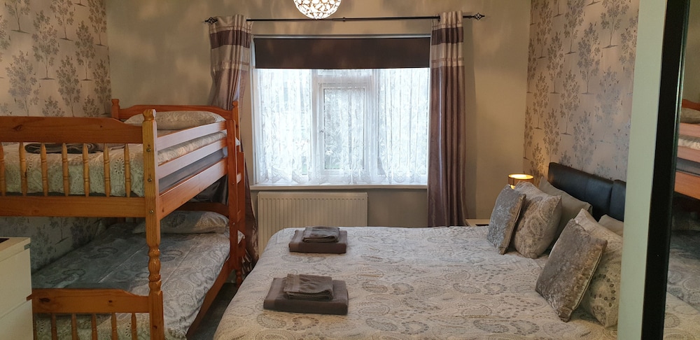 Family Suite, Ensuite, Beach View photo 2