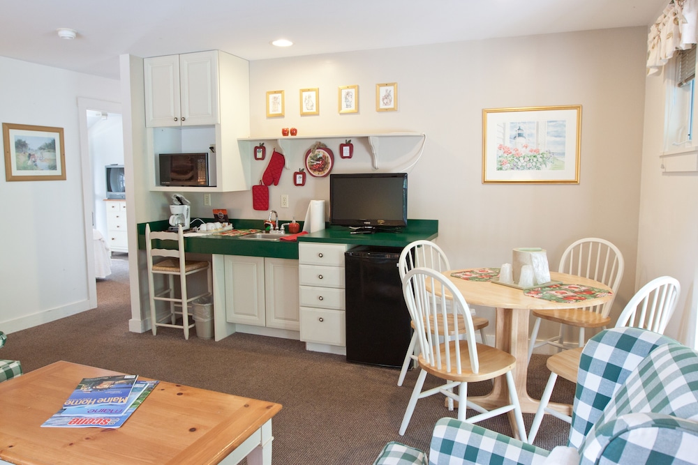 Family Suite Deluxe - Photo 6
