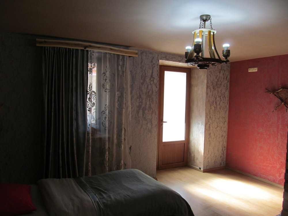 Traditional Double or Twin Room photo 3