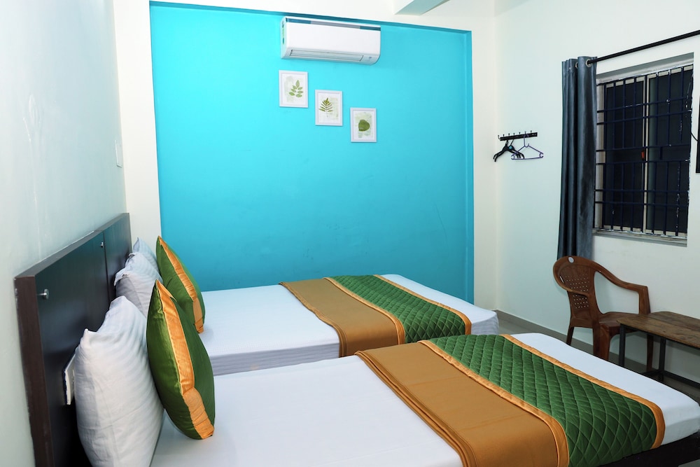 Deluxe Triple Room - Photo 8