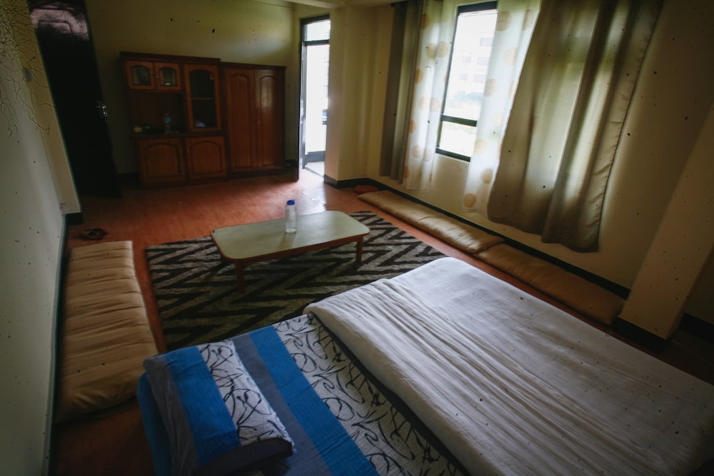 Deluxe Double Room, 1 Queen Bed, Non Smoking, Hill View photo 1