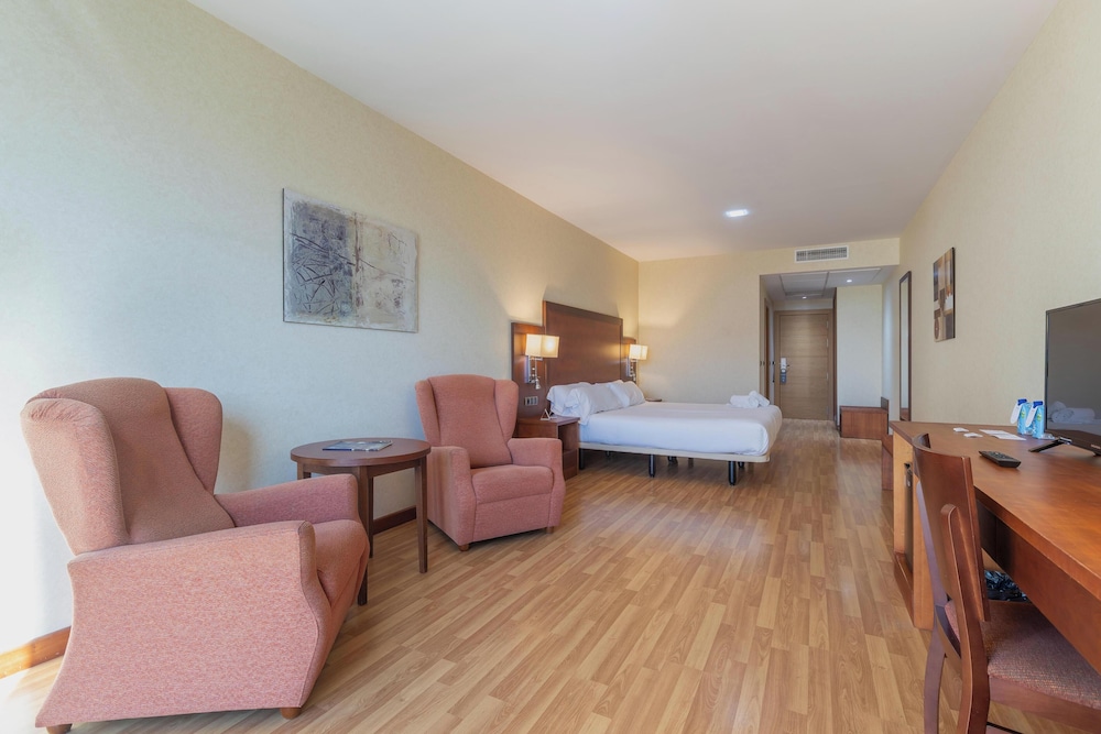 Double Or Twin Room - Photo 6