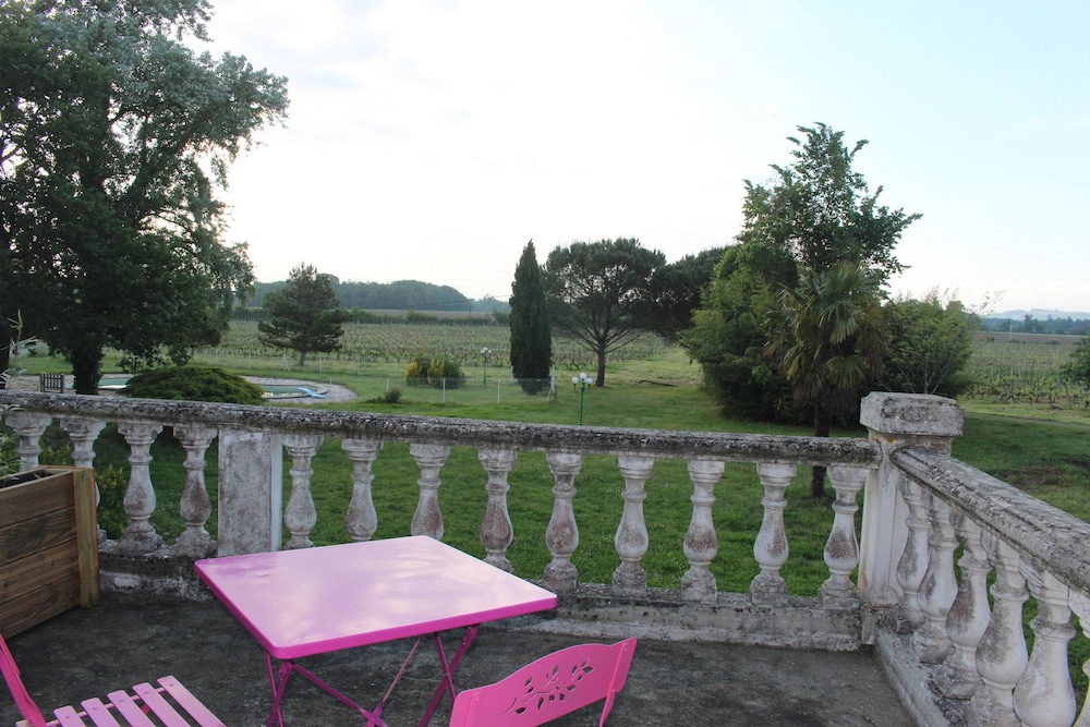 Double Room, Terrace (Syrah) - Photo 8