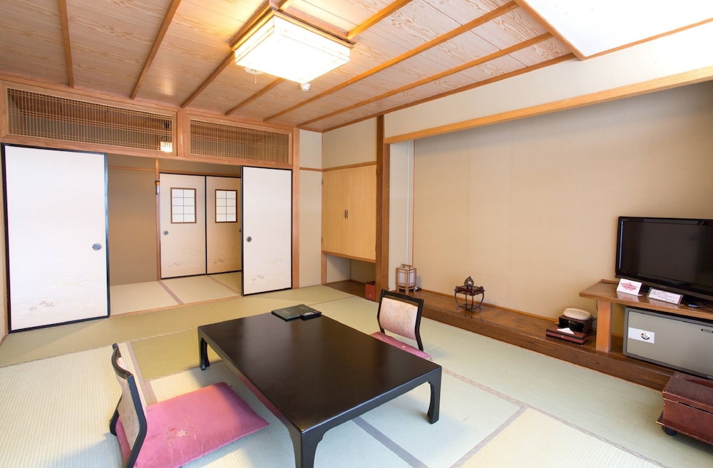 Traditional Room photo 2