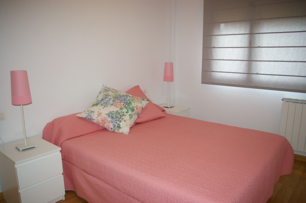 Apartment, 3 Bedrooms, Terrace photo 2