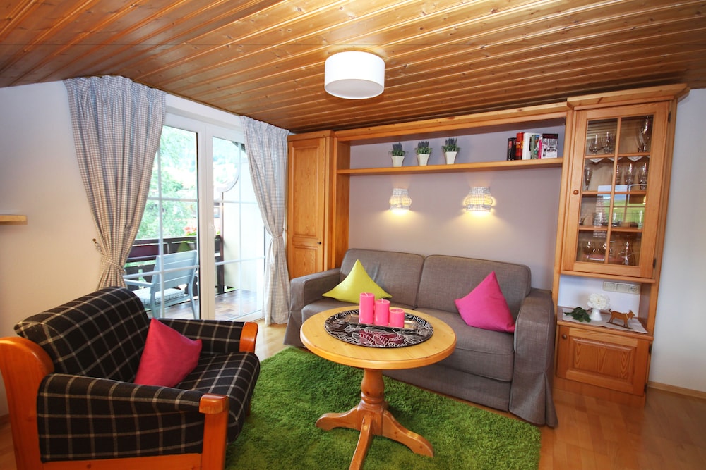 Deluxe Condo, 1 Bedroom, Balcony, Mountain View (106 | gipfelKREUZ) photo 2