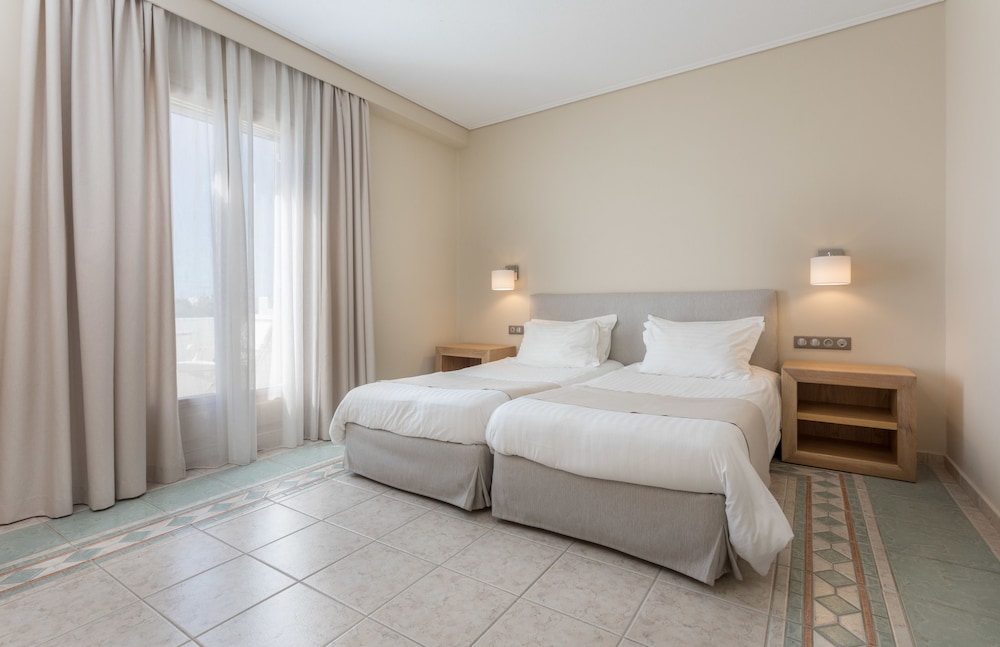 Superior Room, Garden View - Photo 1