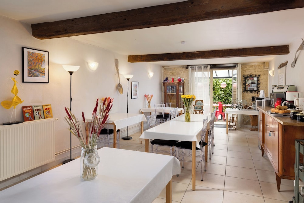Room 2 : Safran, The Castelnaudary Grand Bassin View photo 2