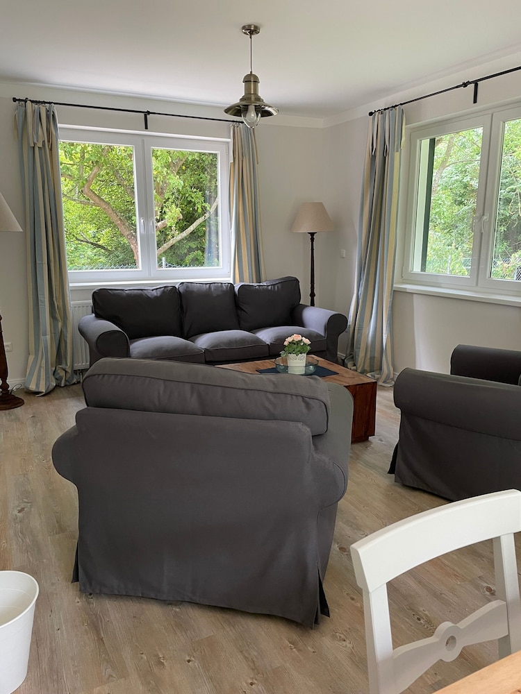 Apartment, 3 Bedrooms, Patio, Courtyard View photo 2