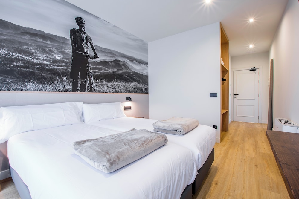 Comfort Double Room, Mountain View photo 2