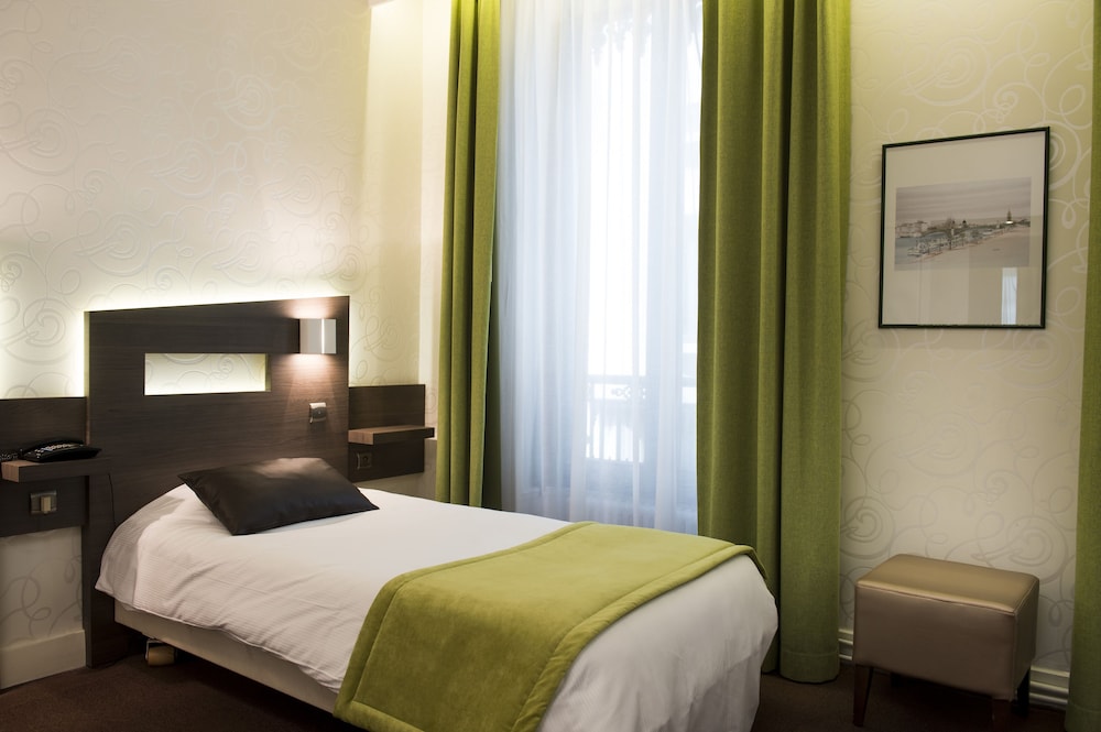 Single Room photo 3