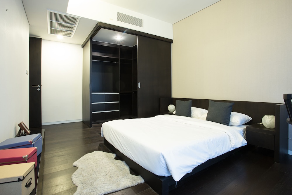 Penthouse, 2 Bedrooms photo 3