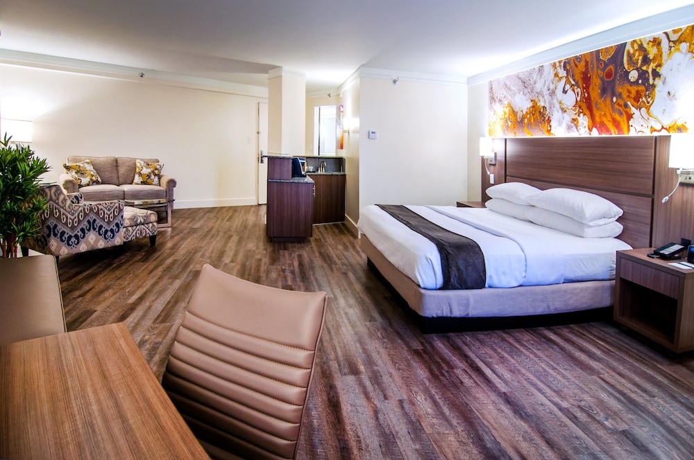 Suite, 1 Bedroom, Kitchenette (Dining) photo 1