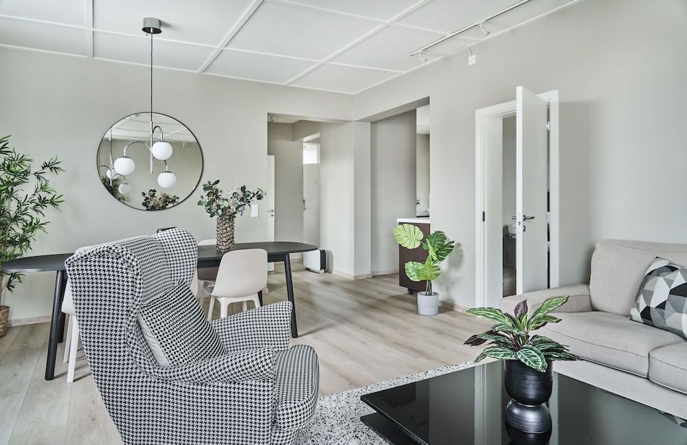 Luxury Apartment photo 2