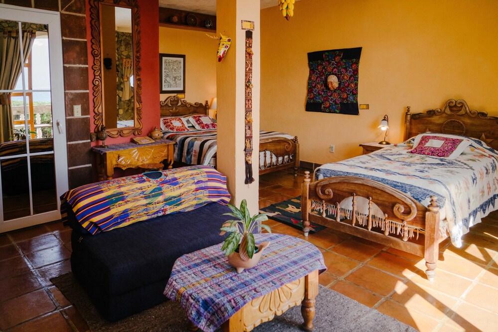 Suite, Multiple Beds, Balcony, Lake View photo 3