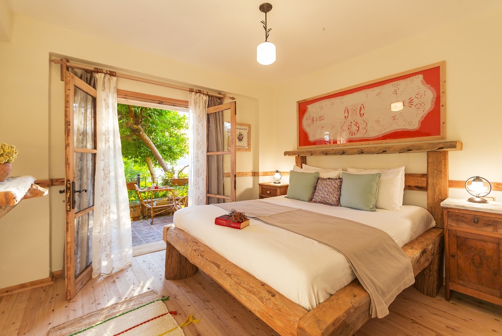 Garden Floor Suite photo 1