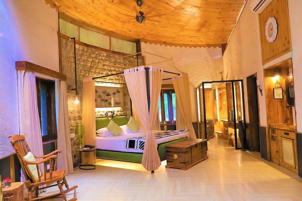 Villa photo 2