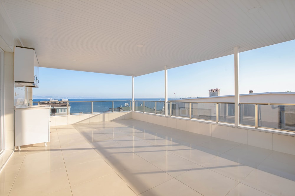Penthouse, 2 Bedrooms, Sea View