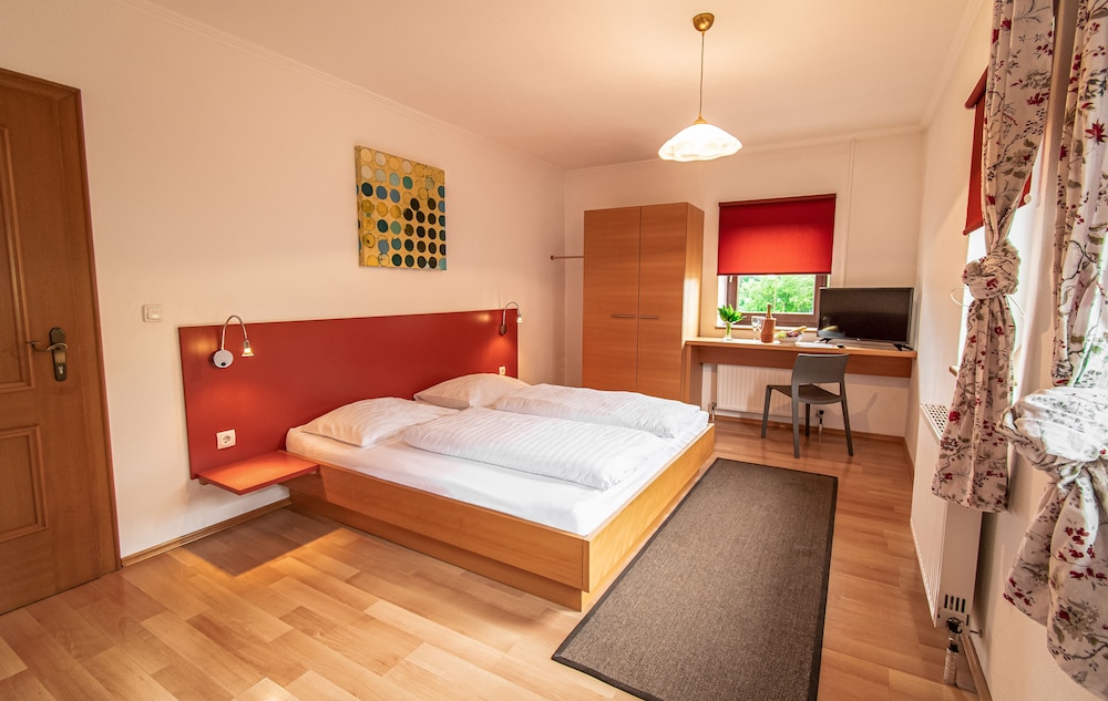 Classic Double Room