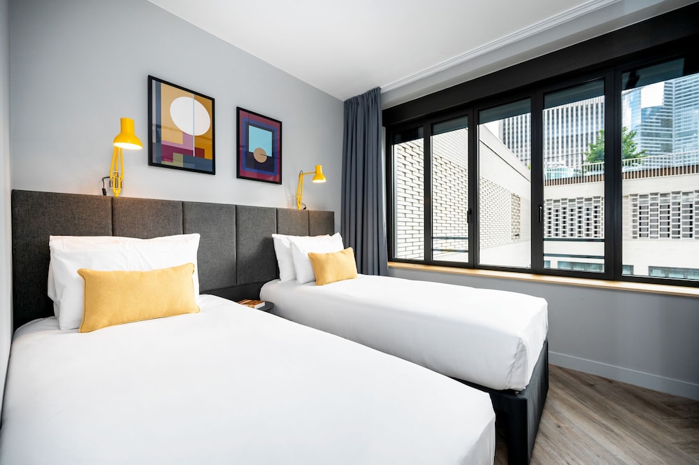 One Bedroom Apartment (Twin) - Photo 9
