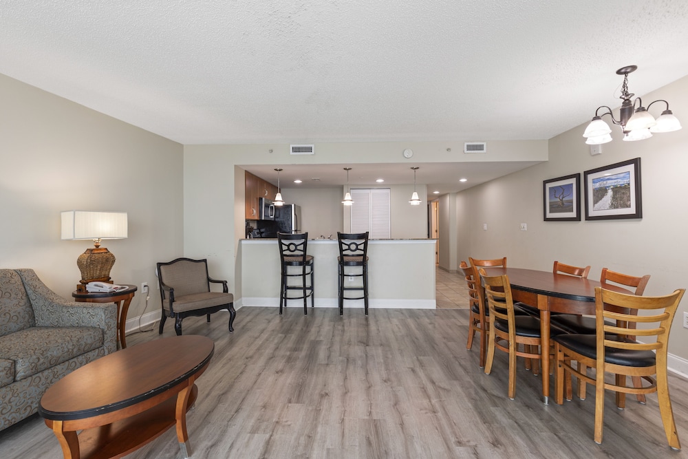 Two Bedroom Palmetto Oceanfront, Full Kitchen photo 3