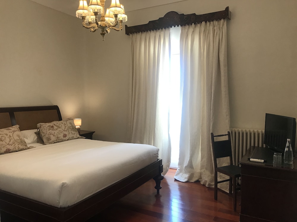 Panoramic Double Room (Bridge view) photo 2