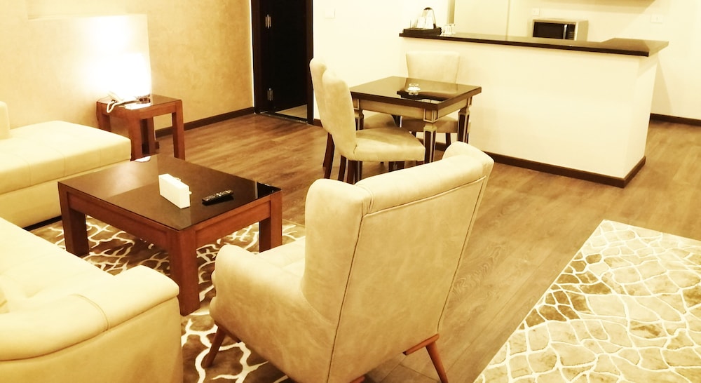 Golden Suite photo 2
