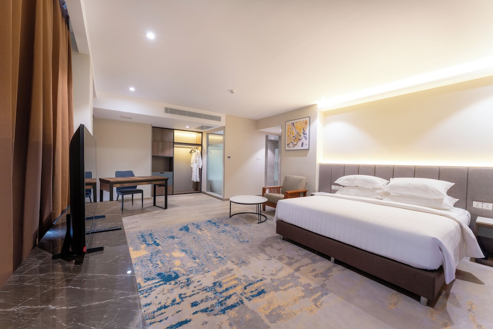 Family Studio Suite