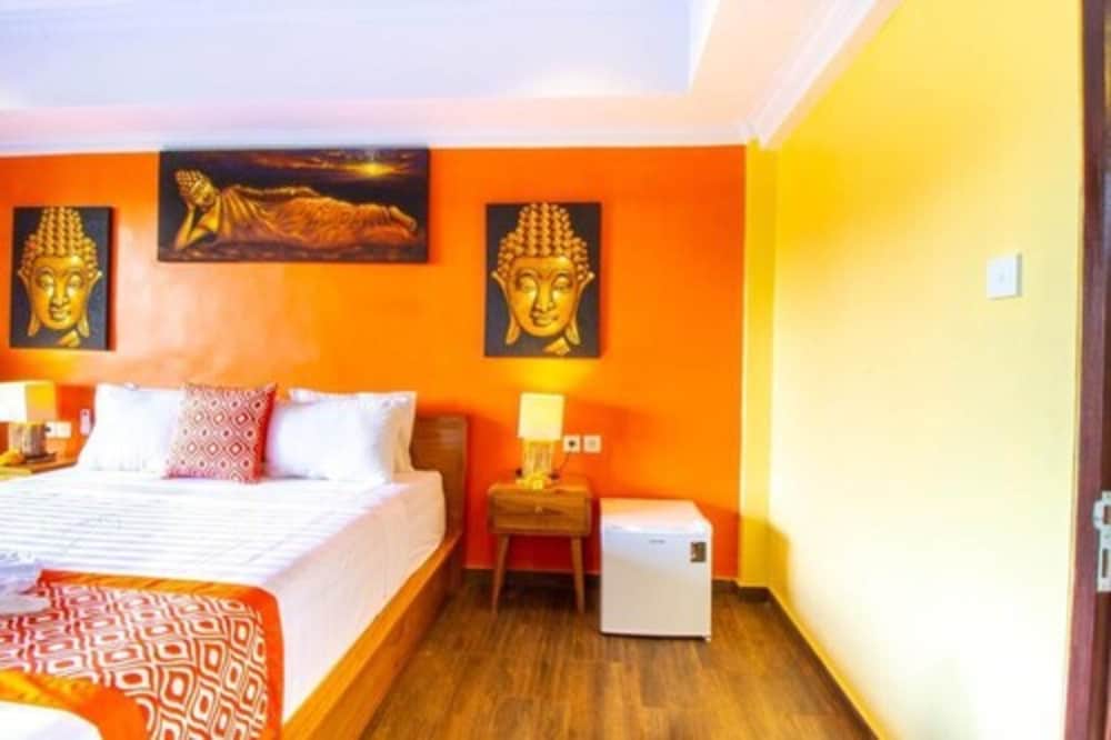 Deluxe Double Room - Photo 9
