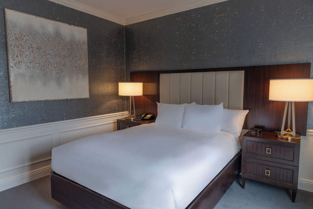 Luxury Room, 1 Queen Bed (Veranda) photo 3