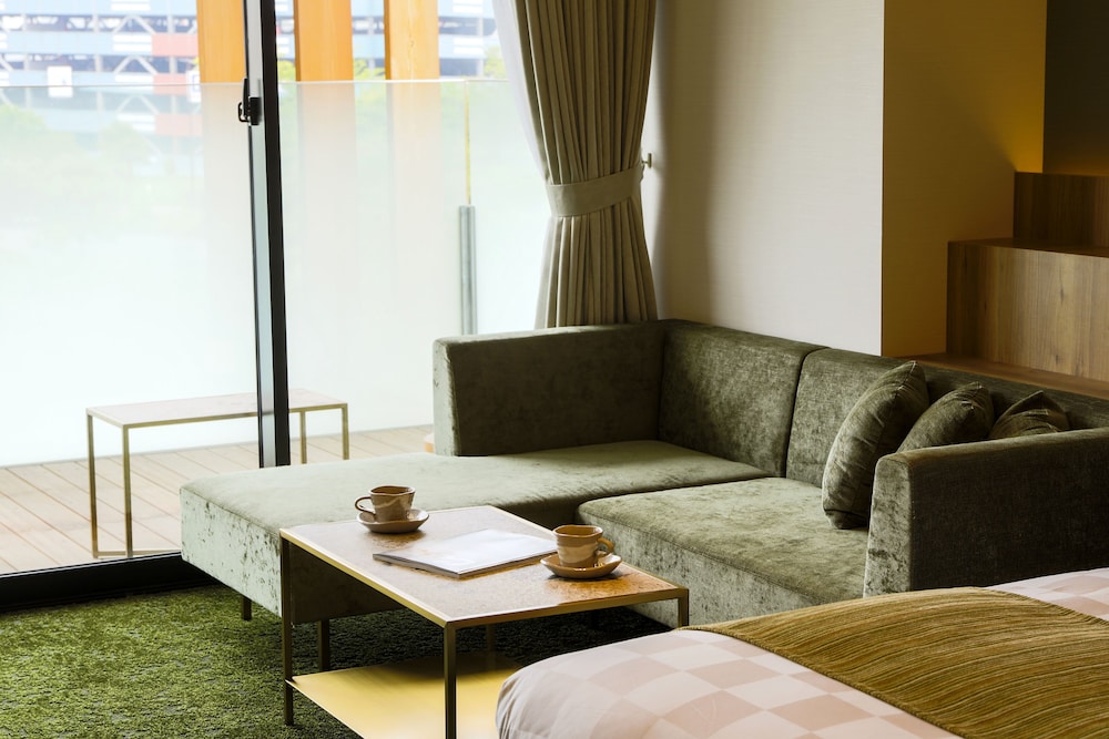 Basic Suite - Photo 15