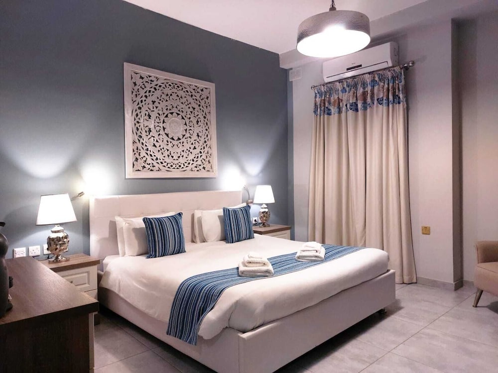 Suite (NO BALCONY COMINO) photo 1