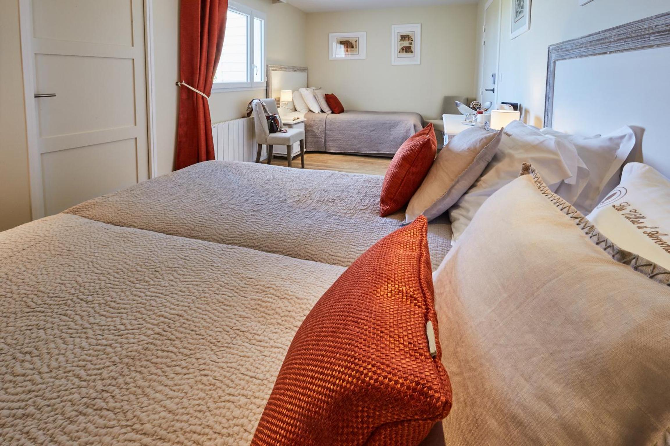 Superior Triple Room with Sea View photo 3