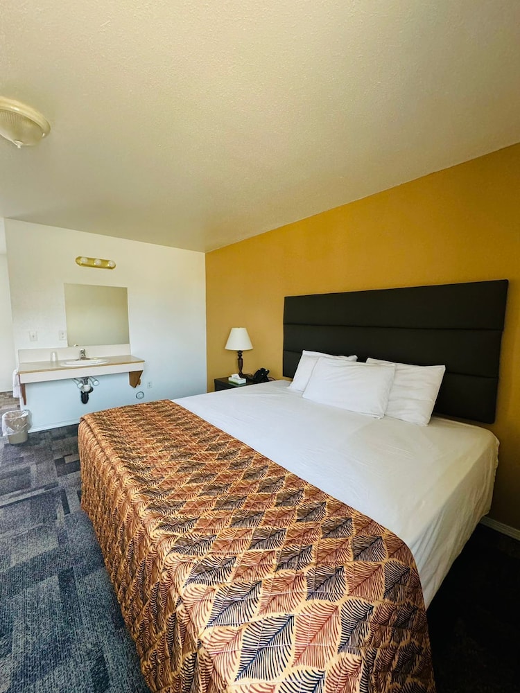Senior Single Room
