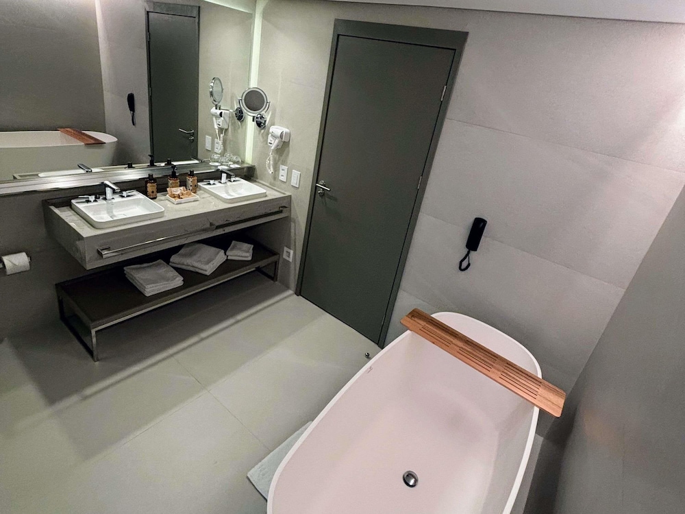 Superior Suite, 1 King Bed