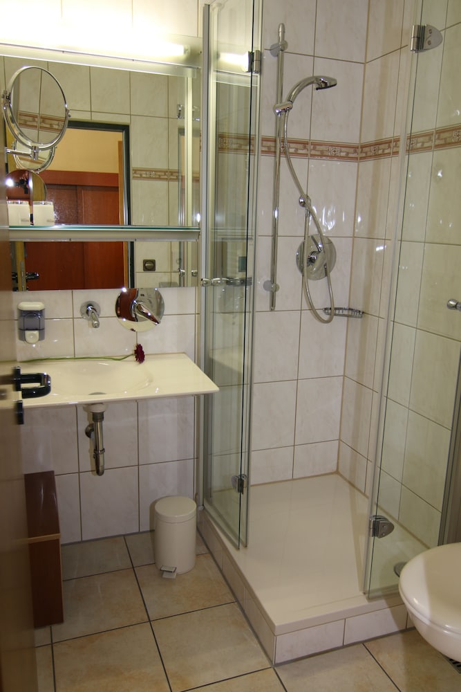 Business Single Room photo 3