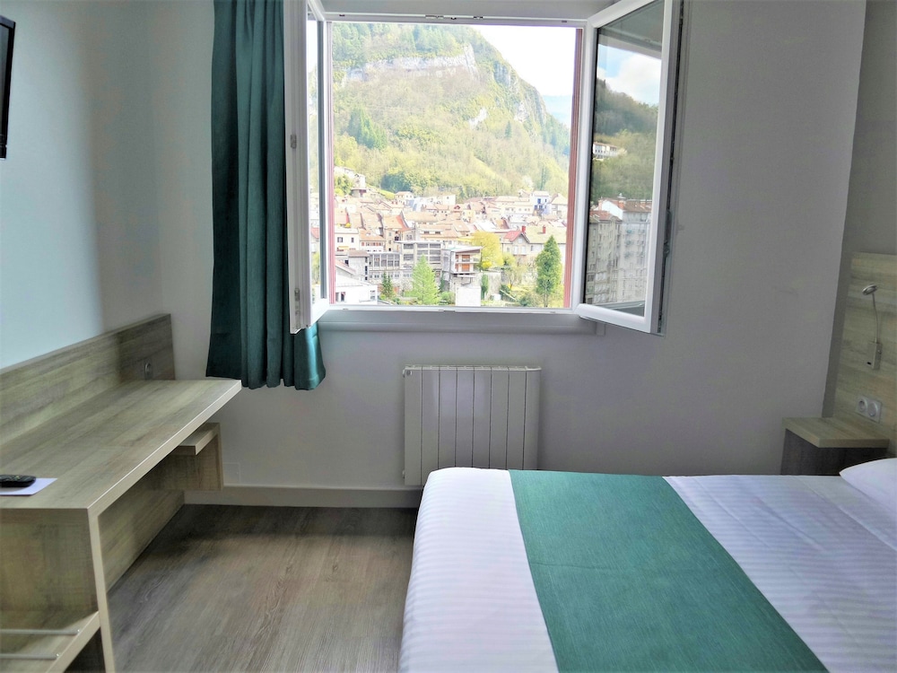 Standard Double Room photo 2